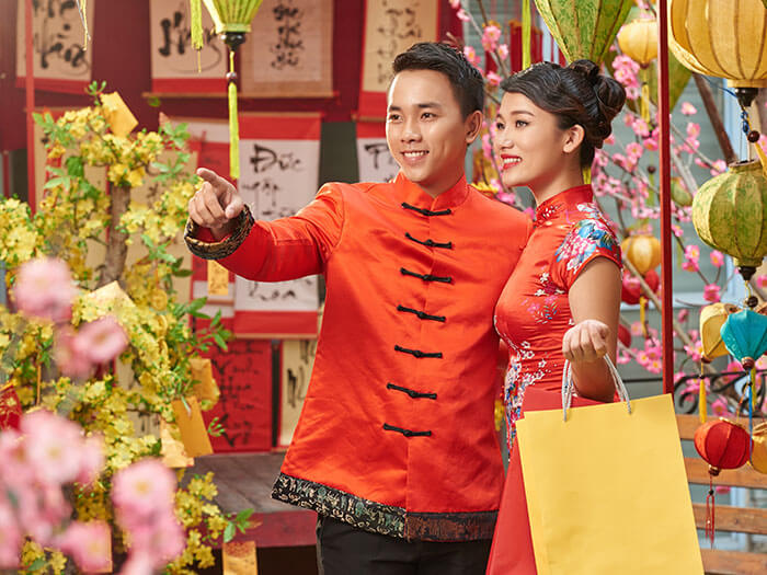 Enjoying Spring Festival Chinese New Year Sales