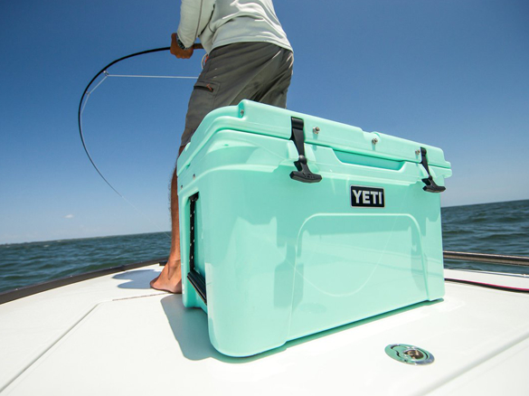 YETI collabora con eShopWorld per incrementare